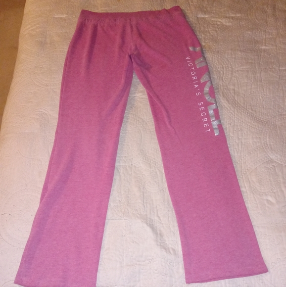 Victoria's Secret Women's Logo Sweatpants NWOT - Picture 6 of 9
